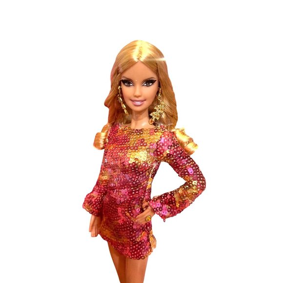 Barbie As Heidi Klum Blonde Ambition Pink Label 50th Anniversary Doll 2009 - Picture 2 of 6